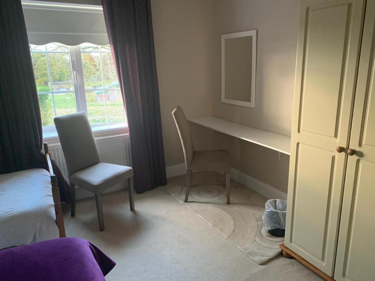 The Curragh Country House Accommodation Newbridge  Kültér fotó